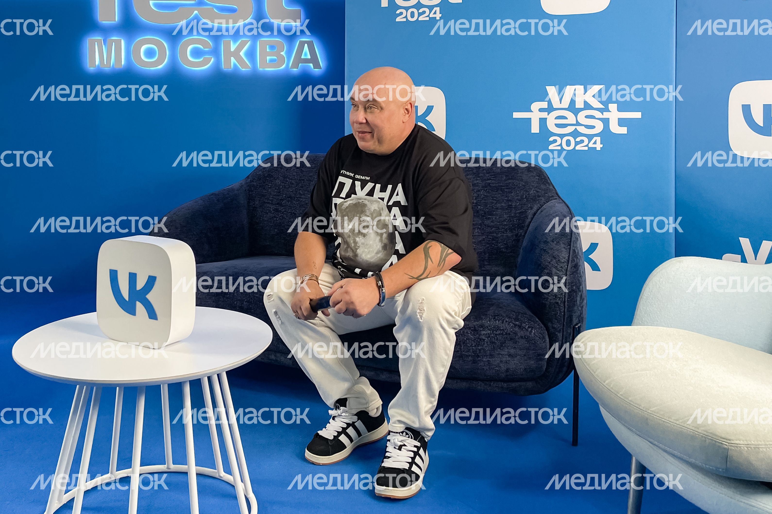 Доминик Джокер на пресс-конференции VK Fest -2024 в Лужниках Доминик Джокер на пресс-конференции VK Fest -2024 в Лужниках