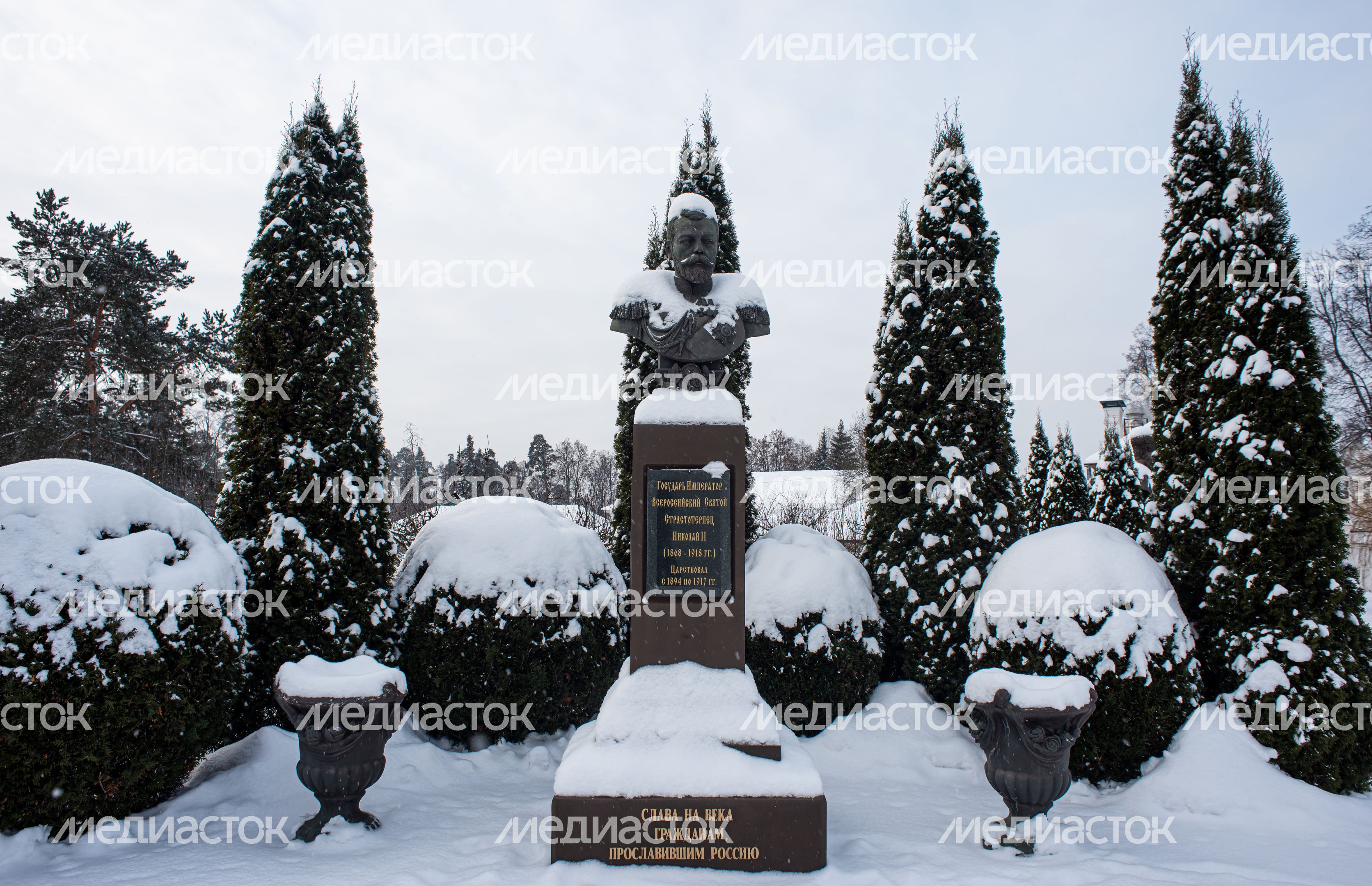 Зимние виды Николо-Берлюковской пустыни