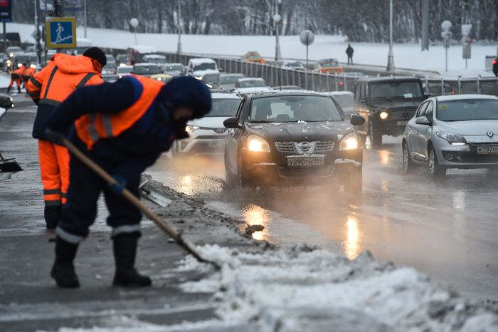 Снежная погода в Москве