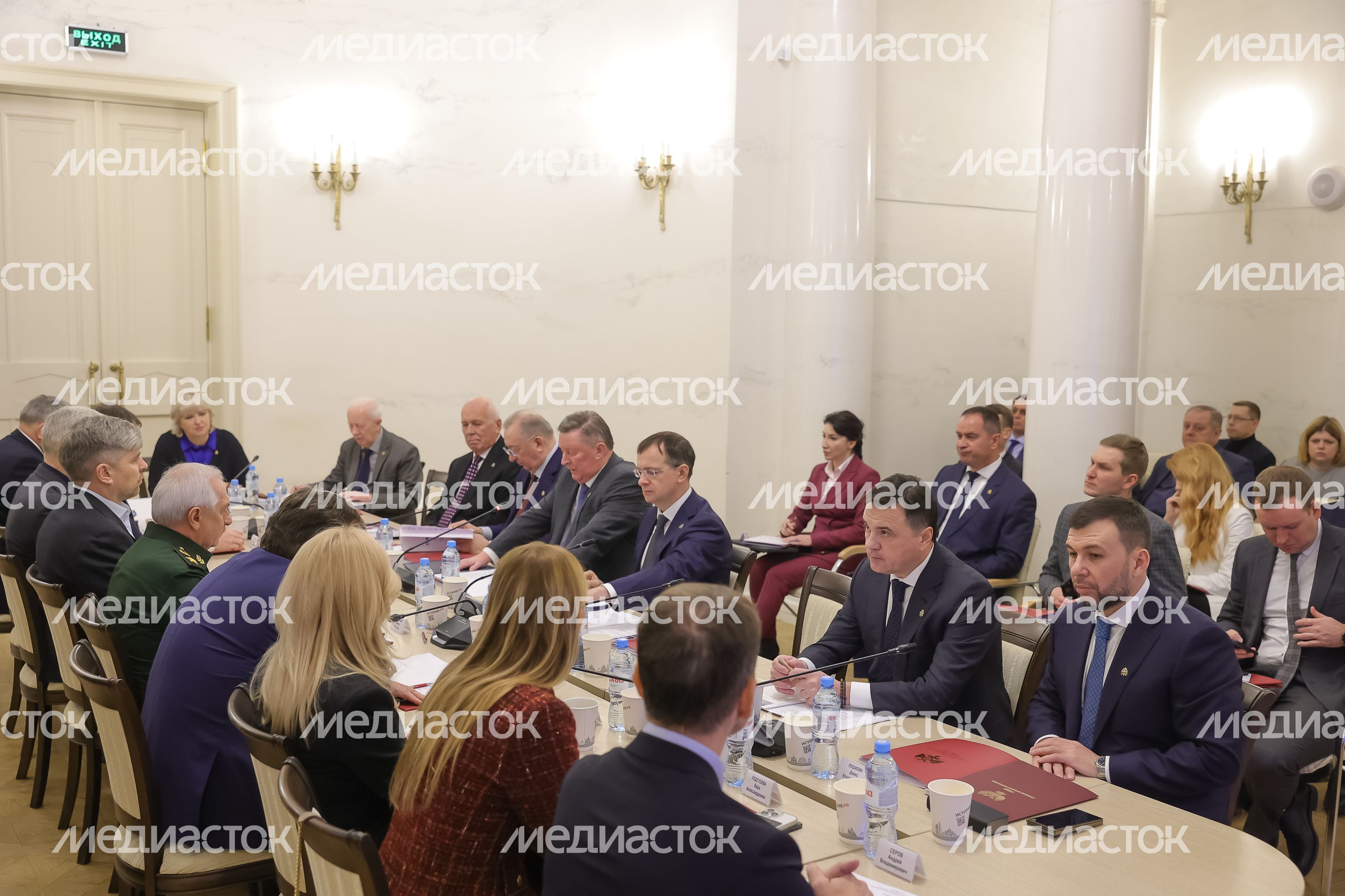 Андрей Воробьев принял участие в заседании Попечительского Совета РВИО Андрей Воробьев принял участие в заседании Попечительского Совета РВИО