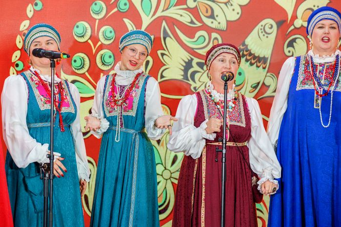 Мир народных художественных промыслов на выставке «Жар-птица» в Экспоцентре