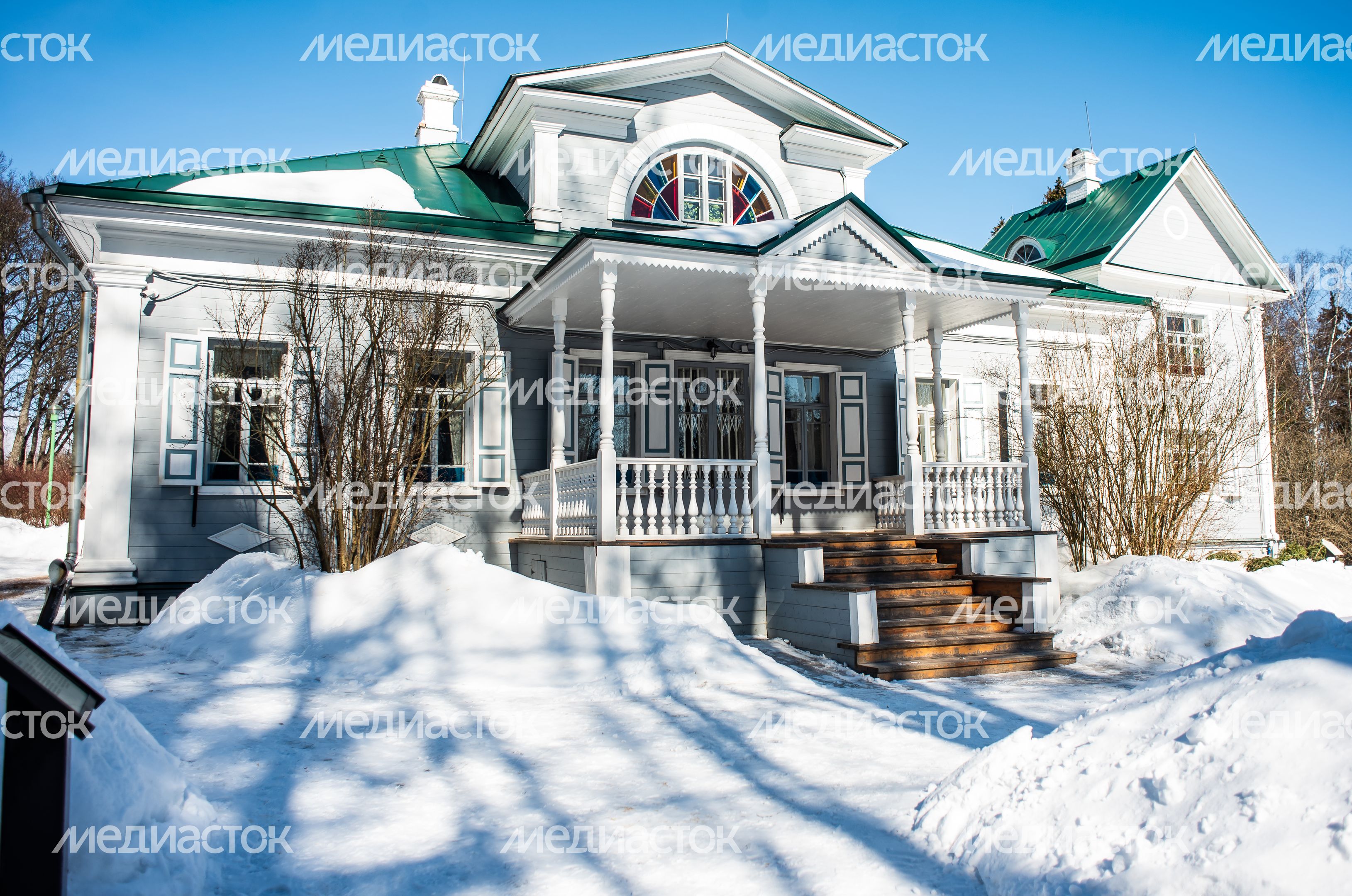 Зимние виды усадьбы Шахматово