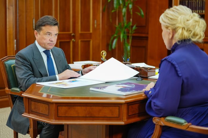 Андрей Воробьев поблагодарил Инну Волкову за работу на посту главы г.о. Электросталь
