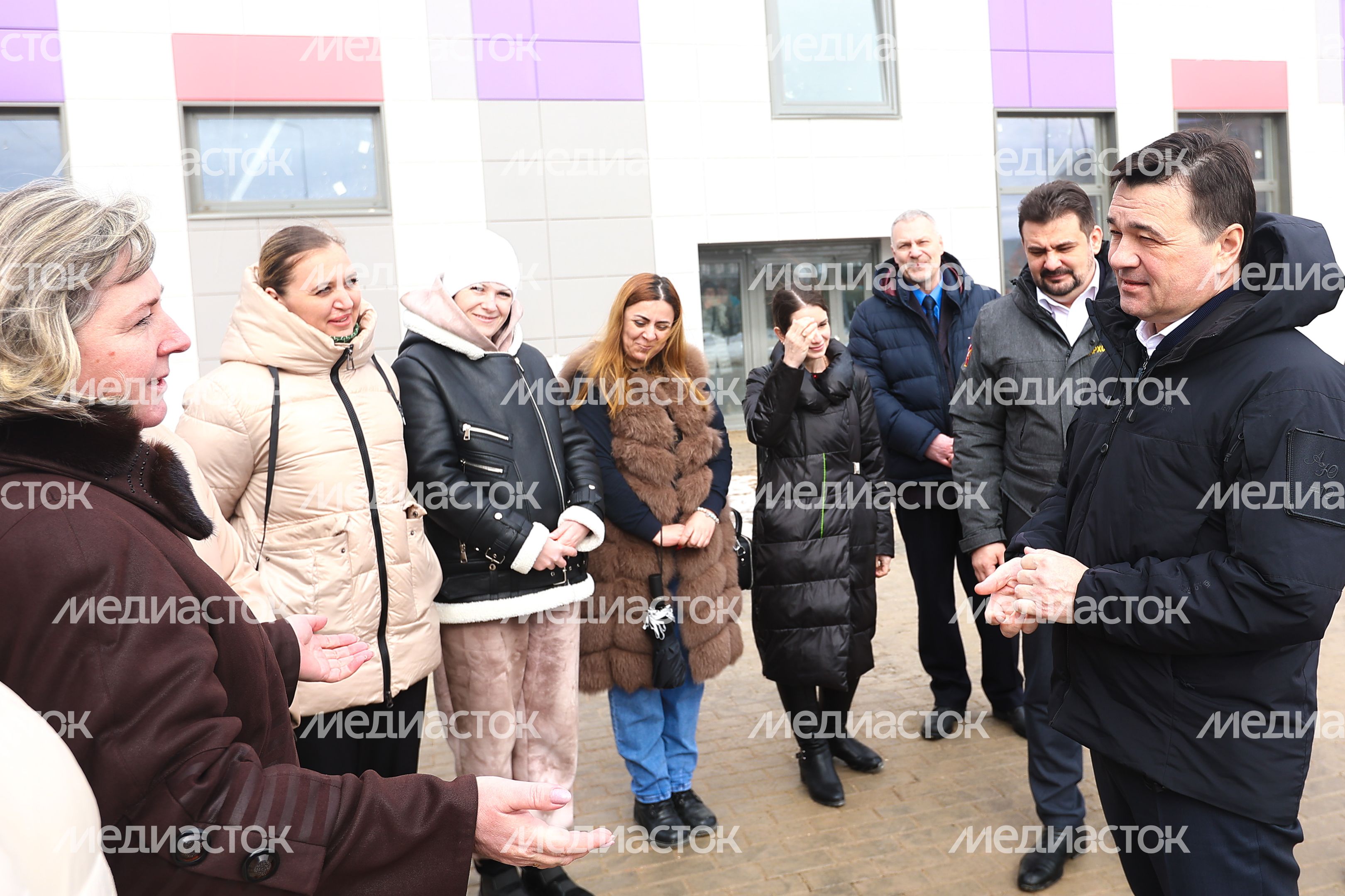 Проверка хода строительства школы в Тучкове Губернатором Подмосковья