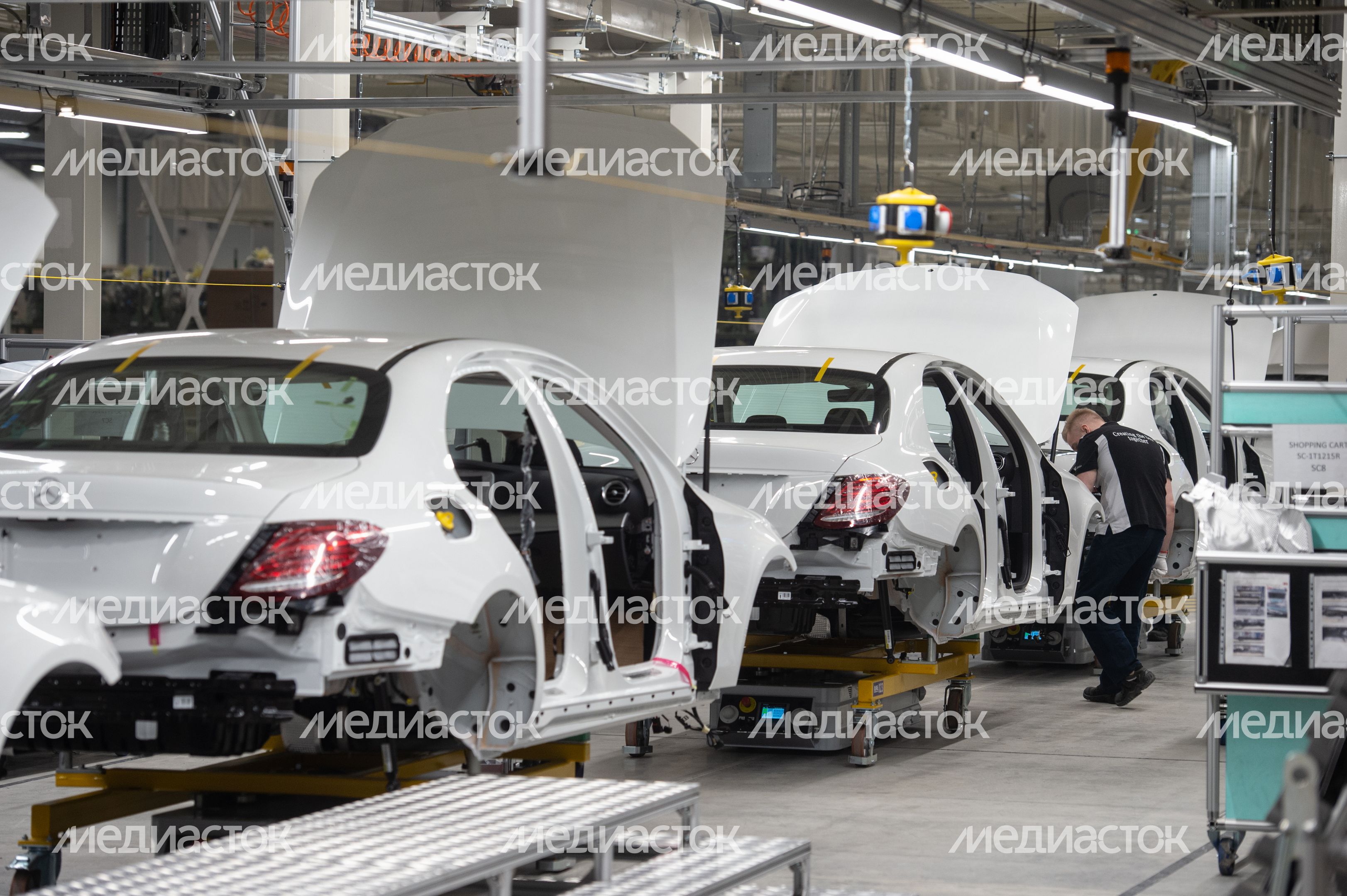 Открытие автомобильного завода Mercedes‑Benz в Подмосковье