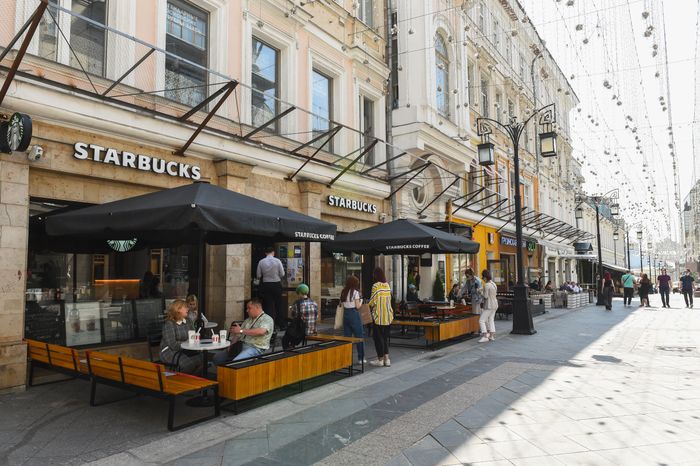Новый этап снятия ограничений из-за коронавируса в Москве