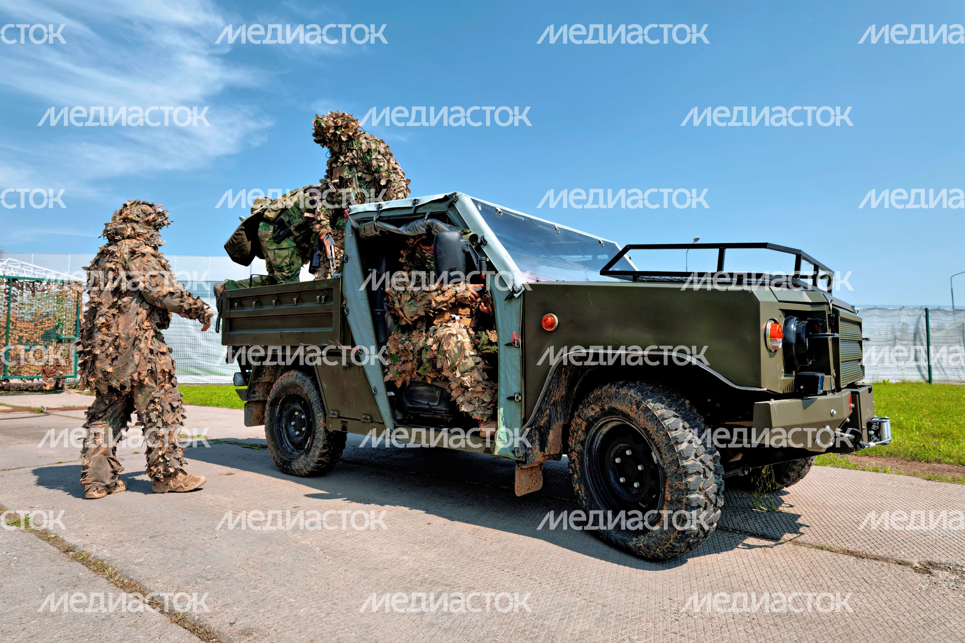 Тактическая реконструкция ко Дню ВДВ в парке "Патриот"