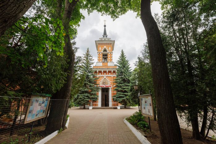 Церковь Смоленской иконы Божией Матери в Ивантеевке Пушкинского округа