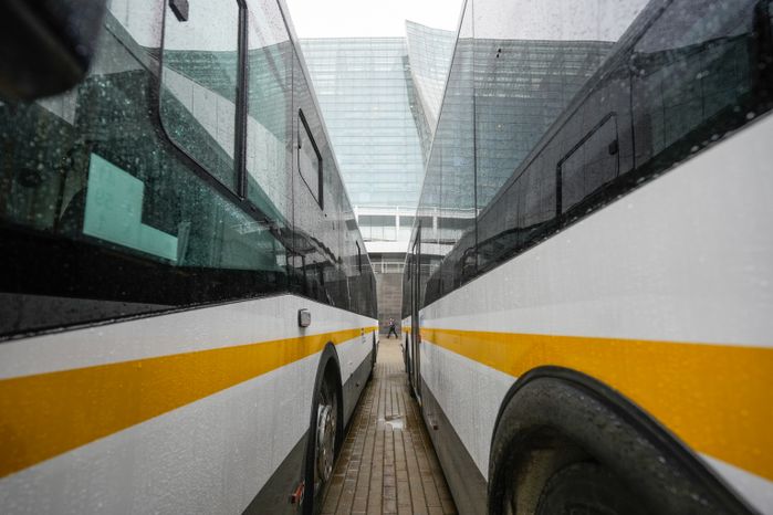 В филиалы "Мострансавто" передана очередная партия автобусов ЛиАЗ-5292