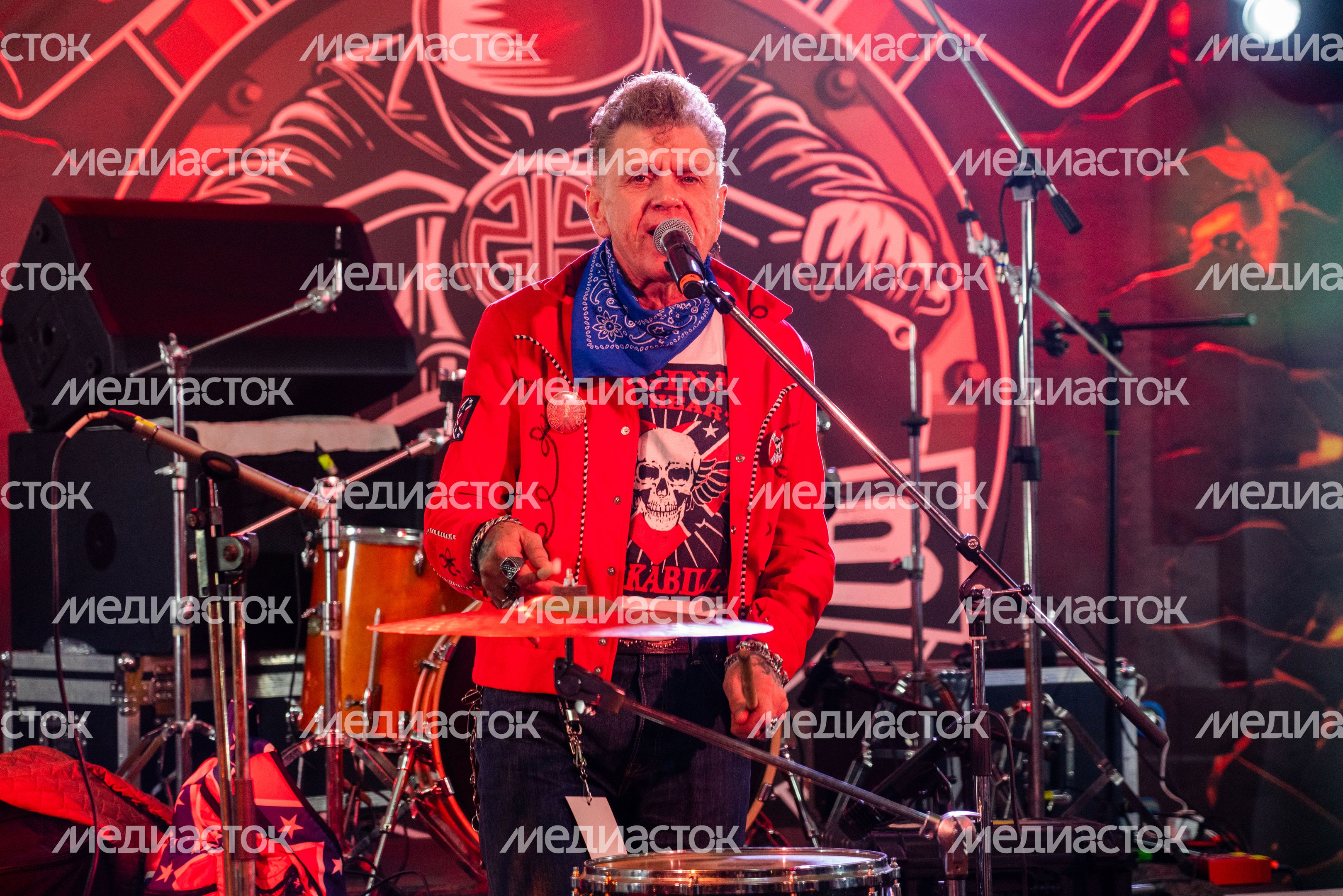 Группа «Мистер Твистер» на концерте фестиваля «Bike party отрыв-2025» Группа «Мистер Твистер» на концерте фестиваля «Bike party отрыв-2025»
