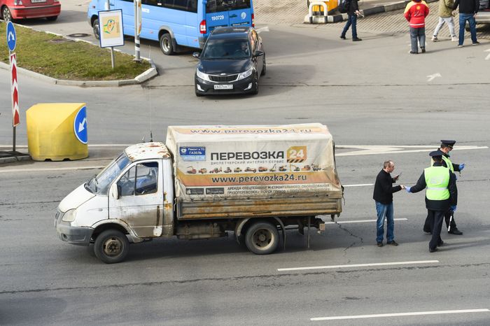 Проверка пропусков на въезде в Москву в период самоизоляции
