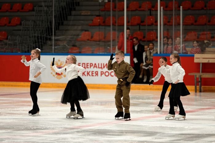 Ледовое шоу Татьяны Навки ко Дню Победы на ледовой арене в Красногорске