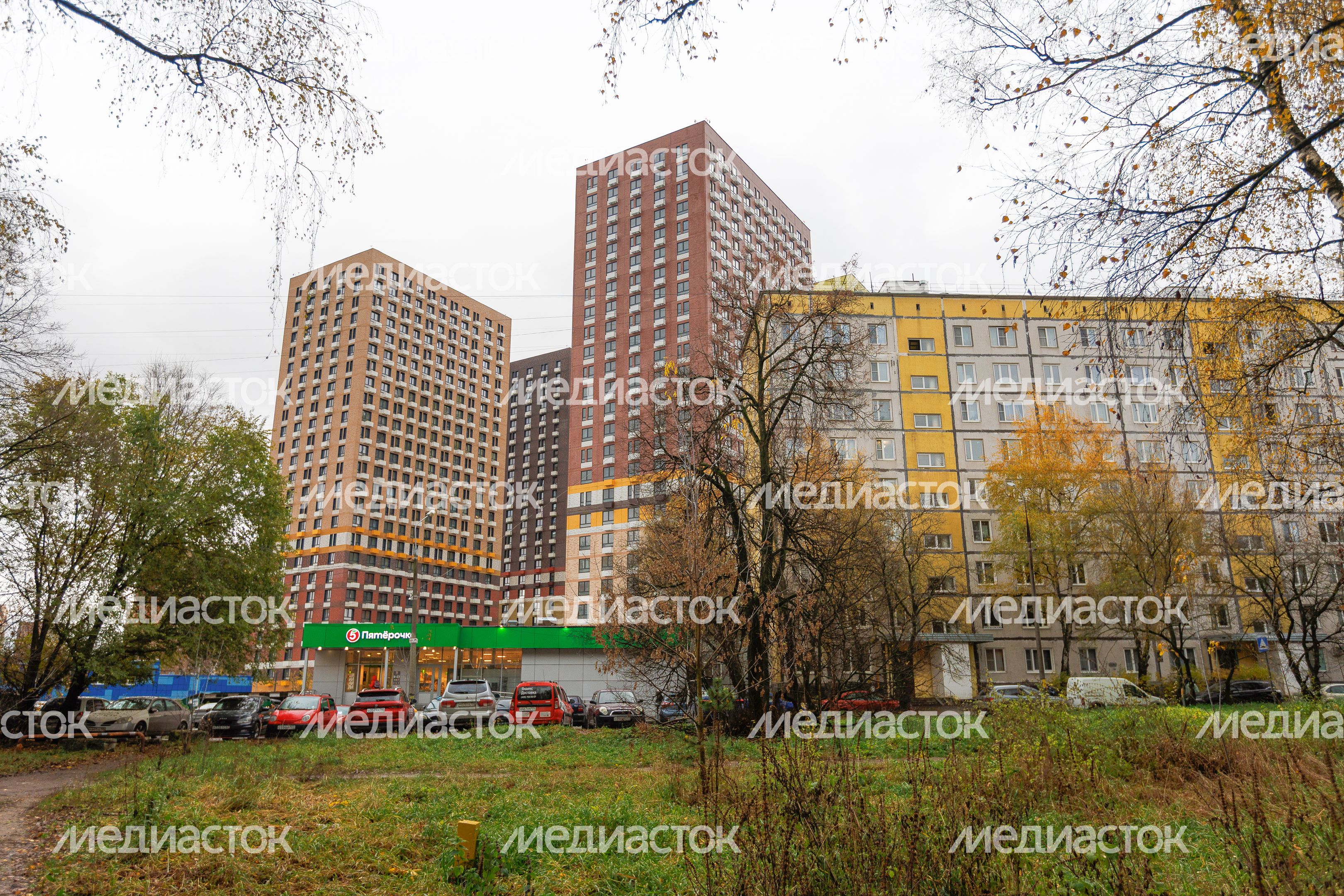 Виды города Котельники осенью Виды города Котельники осенью