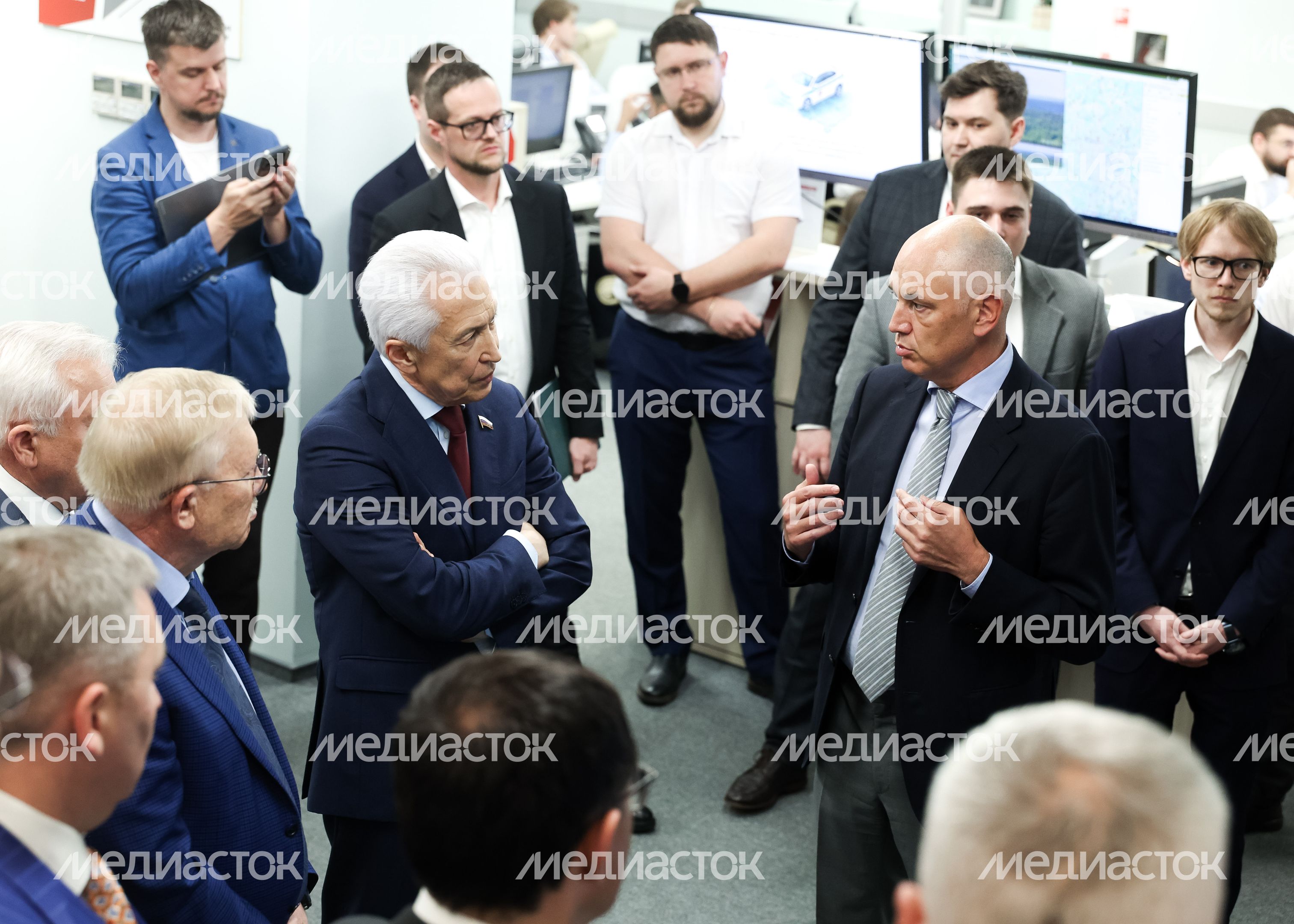 Члены комитета Госдумы по контролю ознакомились с работой Центра управления регионом Члены комитета Госдумы по контролю ознакомились с работой Центра управления регионом