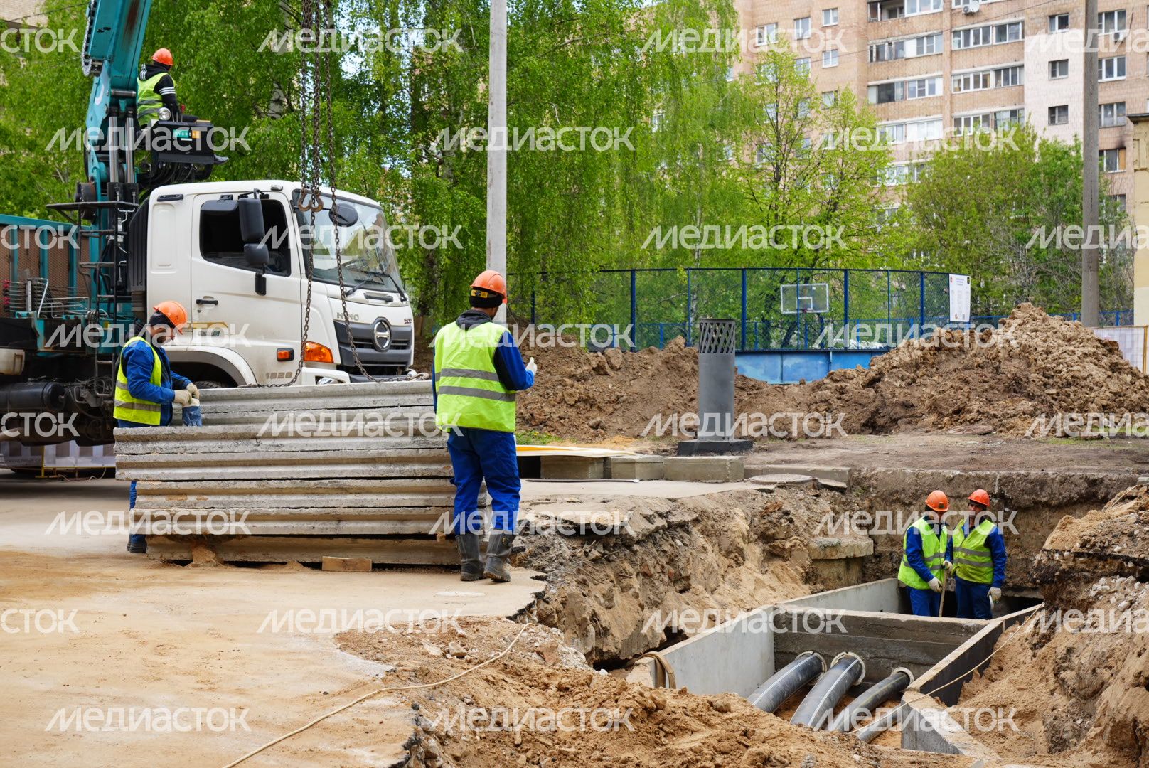 Проверка губернатором ремонта теплосетей в Химках