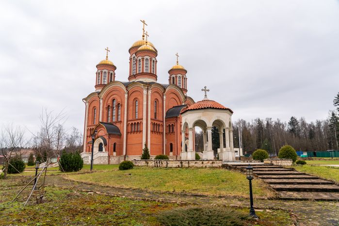 Церковь Серафима Саровского в поселке Селятино Наро-Фоминского округа