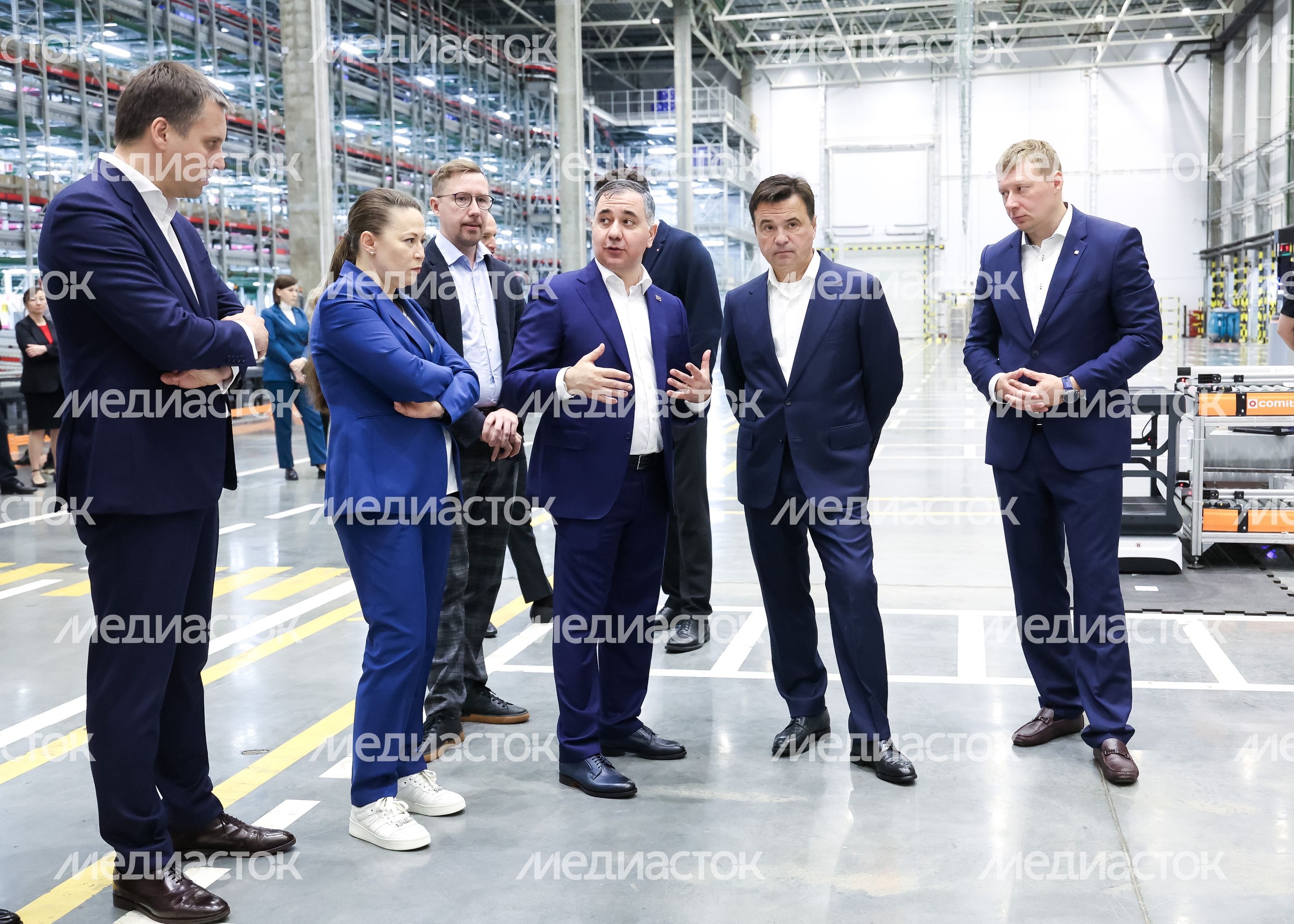 Андрей Воробьев принял участие в открытии распредцентра "Магнит" в Подольске Андрей Воробьев принял участие в открытии распредцентра "Магнит" в Подольске