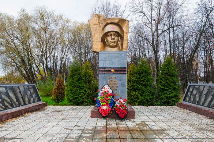 Мемориал павшим в Великой Отечественной войне в микрорайоне Востряково города Домодедово