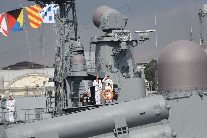 Главный парад Военно-Морского Флота в Санкт-Петербурге