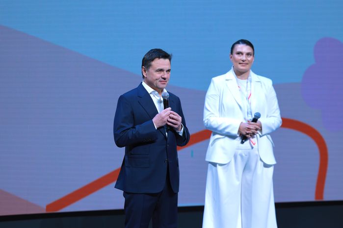 Андрей Воробьев поприветствовал участников фестиваля "Цифровая матрешка"