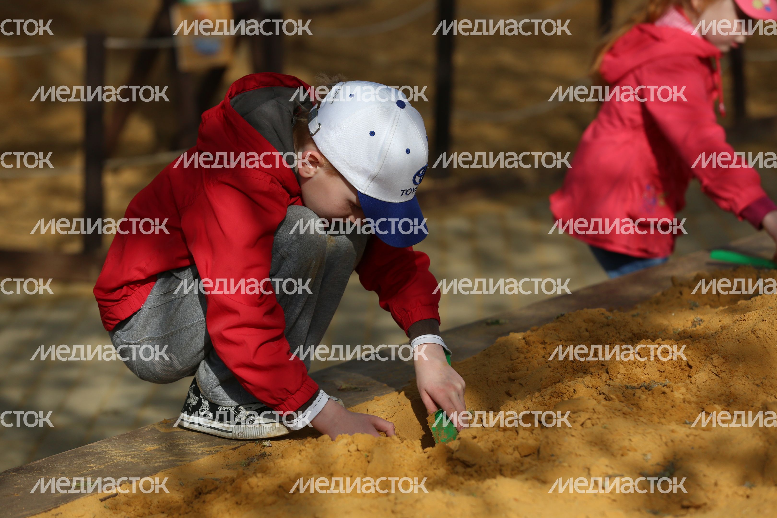 Чемпионат по скульптуре из песка в Москве