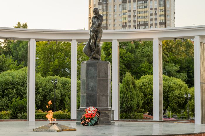 Пушкино. Мемориальный комплекс Память