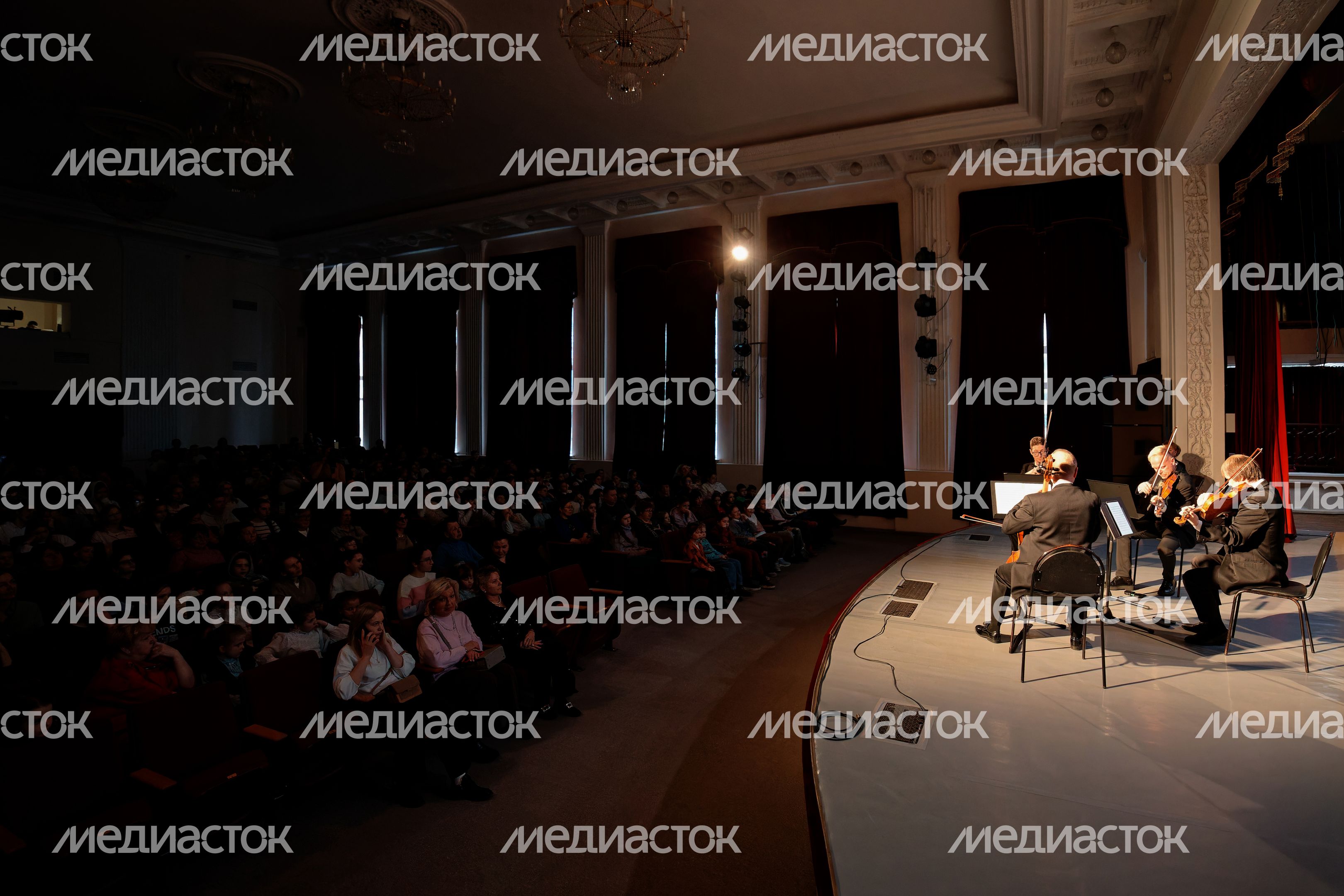Музыкальный спектакль «Детский альбом» федерального проекта «Классика для всей семьи» в Дмитрове