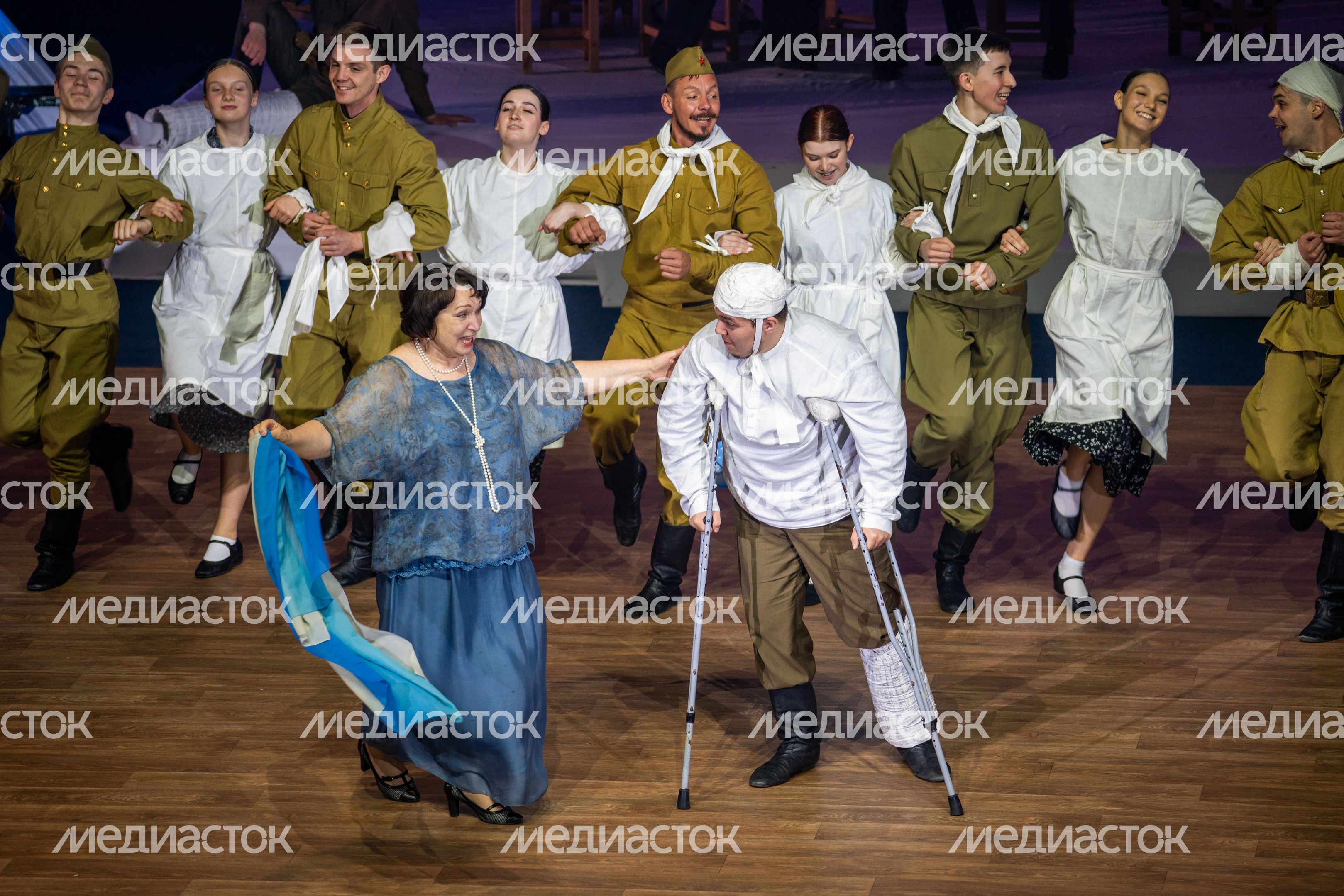Спектакль «Нашим землякам посвящается...» ко Дню Победы в поселке Большевик округа Серпухов Спектакль «Нашим землякам посвящается...» ко Дню Победы в поселке Большевик округа Серпухов