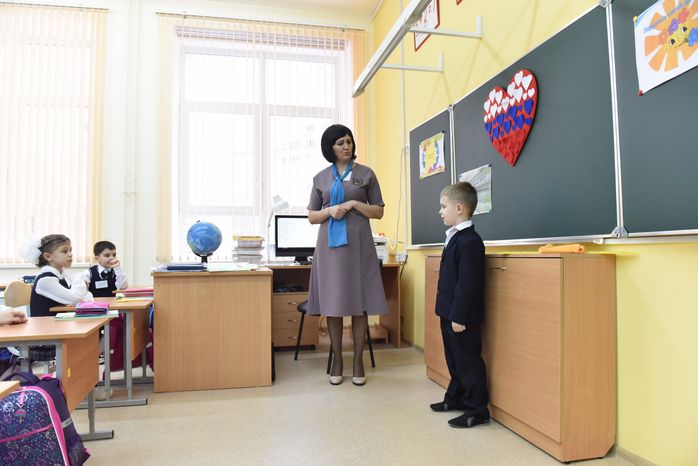 МОУ СОШ №35 г. Подольск. Первый день учебного процесса школе.