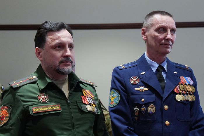 Добровольцам подразделения БАРС вручили государственные награды