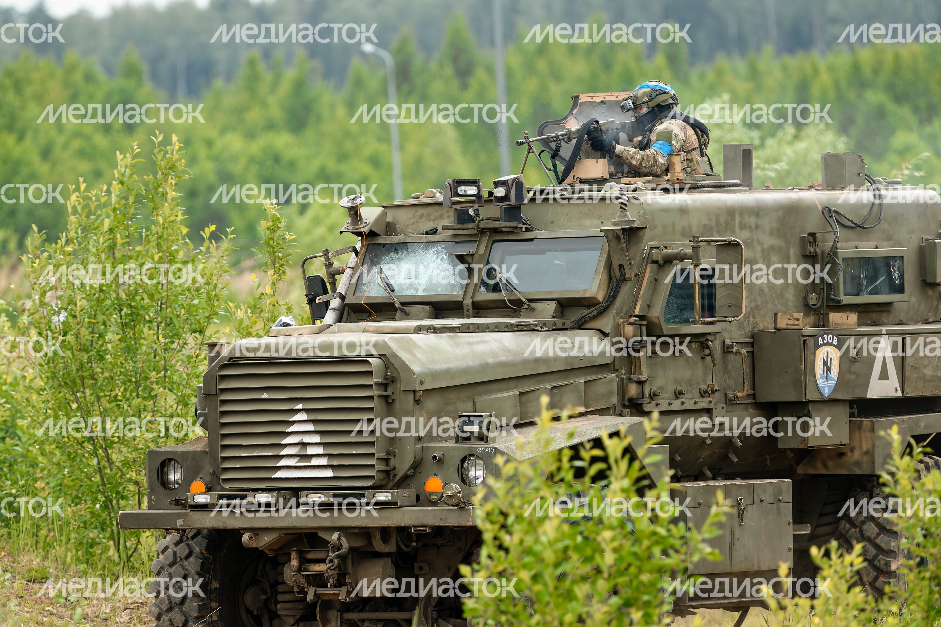 Реконструкция современных боевых действий в парке «Патриот» Одинцовского округа Реконструкция современных боевых действий в парке «Патриот» Одинцовского округа