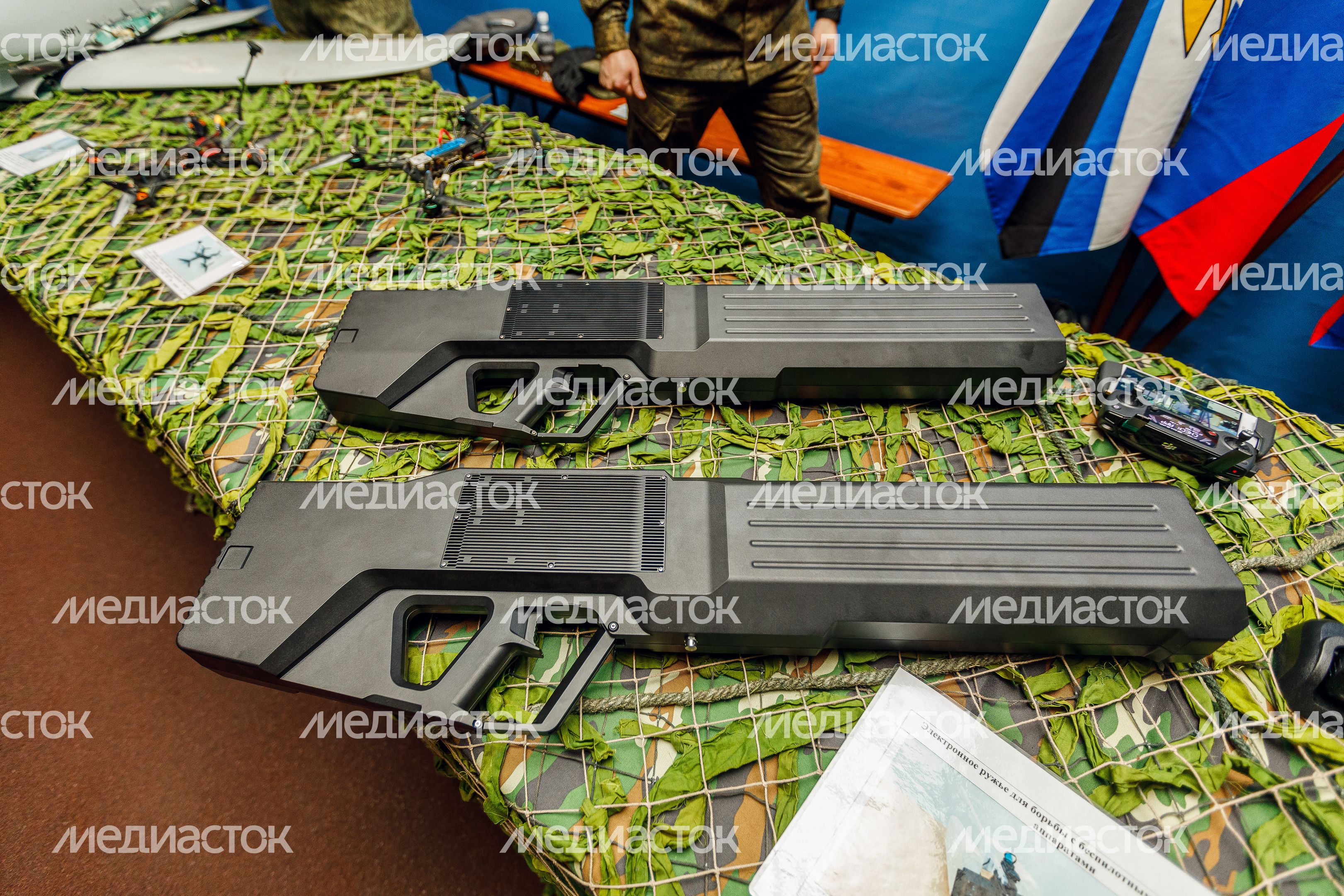 Выставка военной техники войск радиоэлектронной борьбы в Парка "Патриот" Выставка военной техники войск радиоэлектронной борьбы в Парка "Патриот"