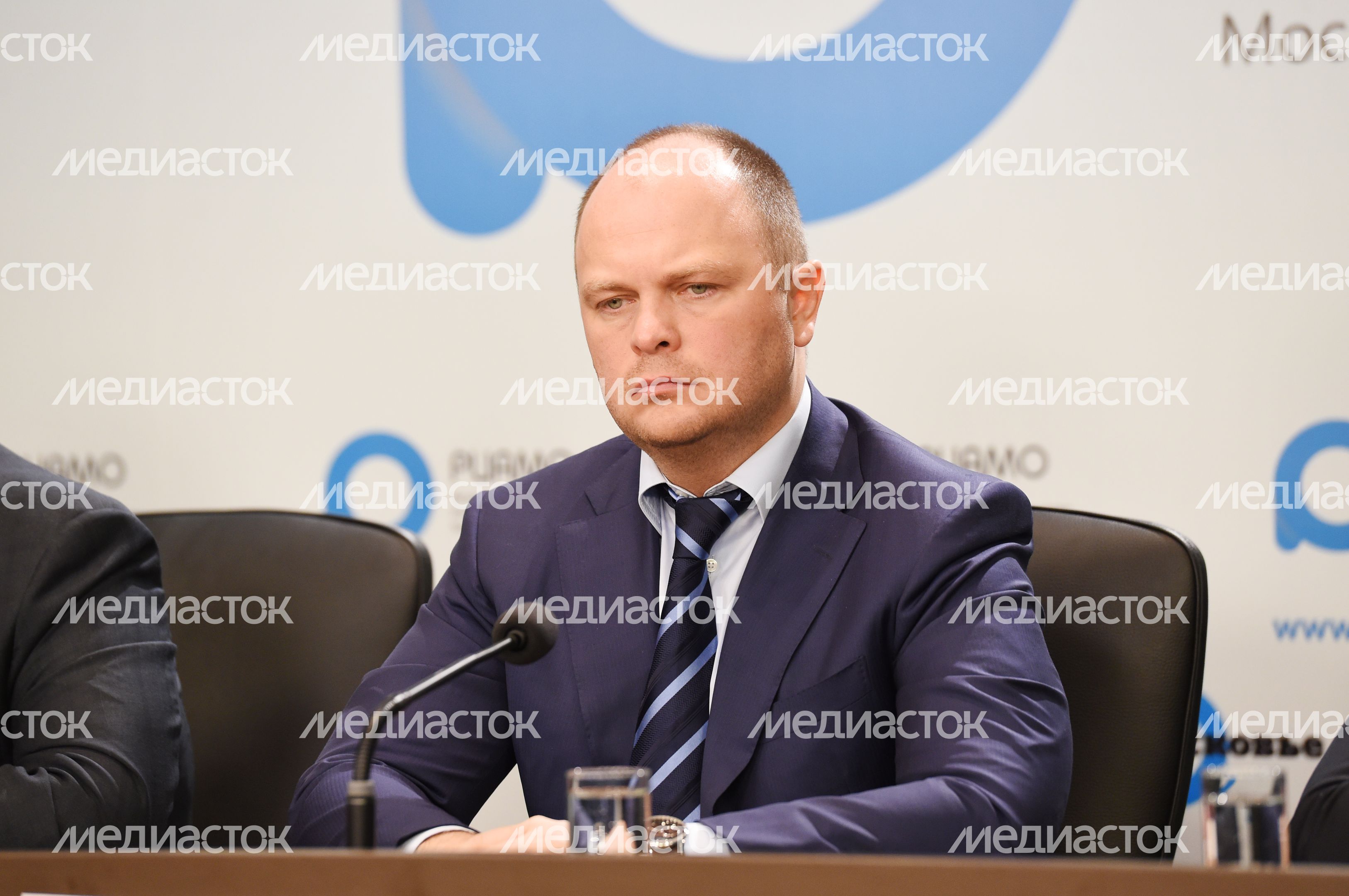 Пресс-конференция министра потребительского рынка и услуг Московской области Владимира Посаженникова Пресс-конференция министра потребительского рынка и услуг Московской области Владимира Посаженникова