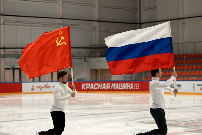 Хоккейный матч ко Дню Победы в Красногорске