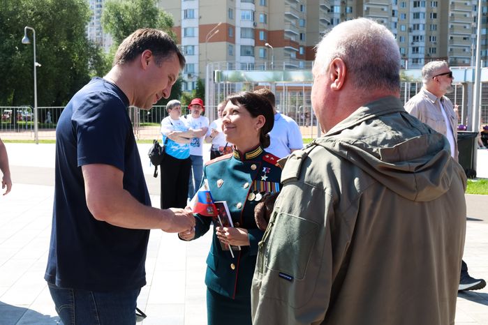 Вячеслав Духин встретился с "Волонтерами Подмосковья" на фестивале регионального движения