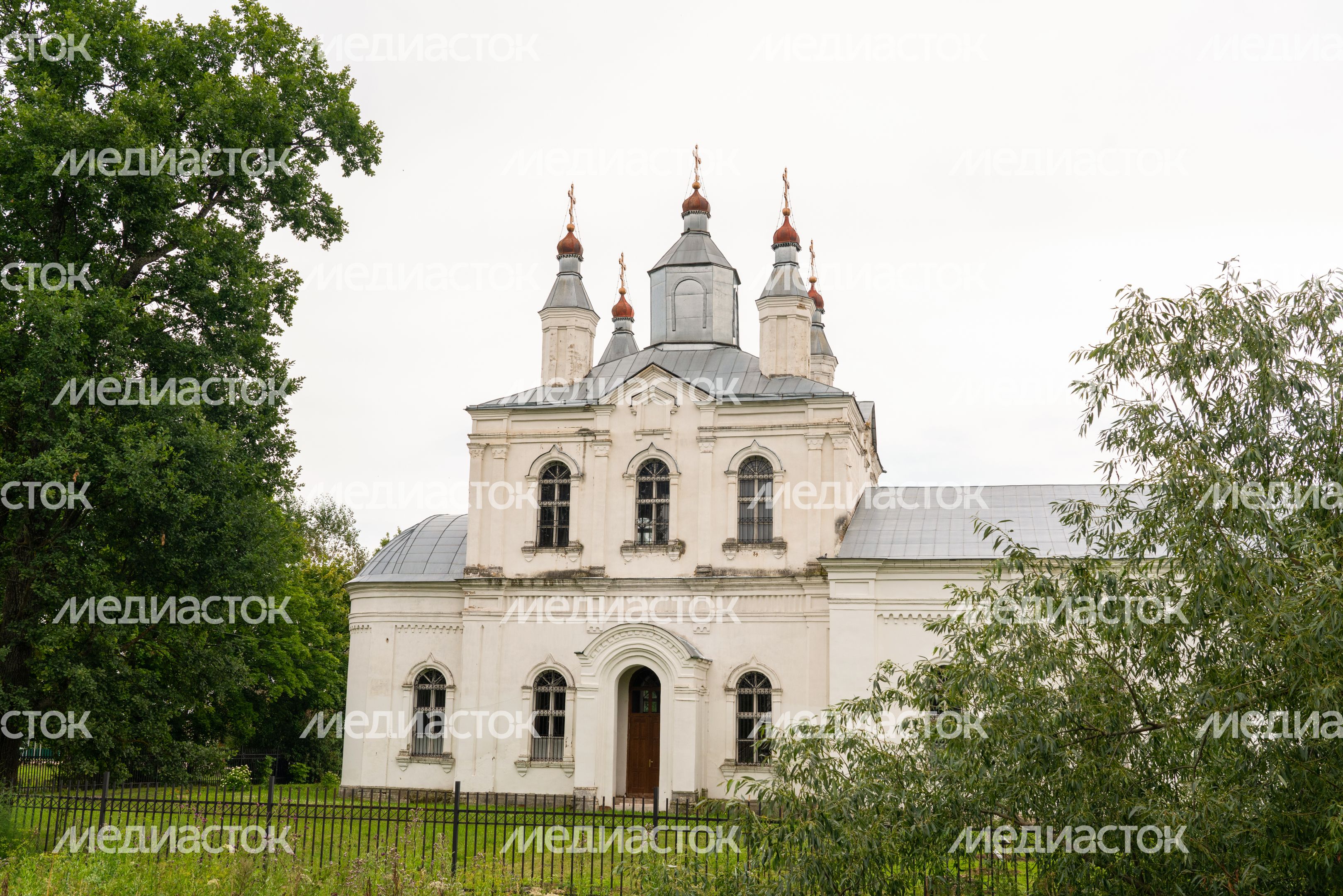 Шаховская. Воскресенский храм села Раменье