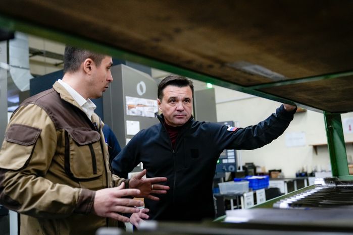 Андрей Воробьев оценил работу подмосковного оружейного завода