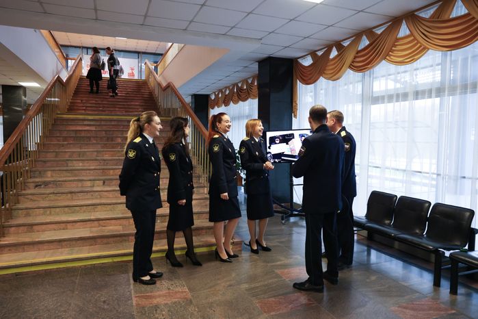 Судебных приставов поздравили с профессиональным праздником