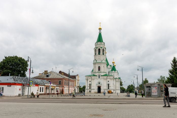 Кафедральный собор Александра Невского в Егорьевске летом