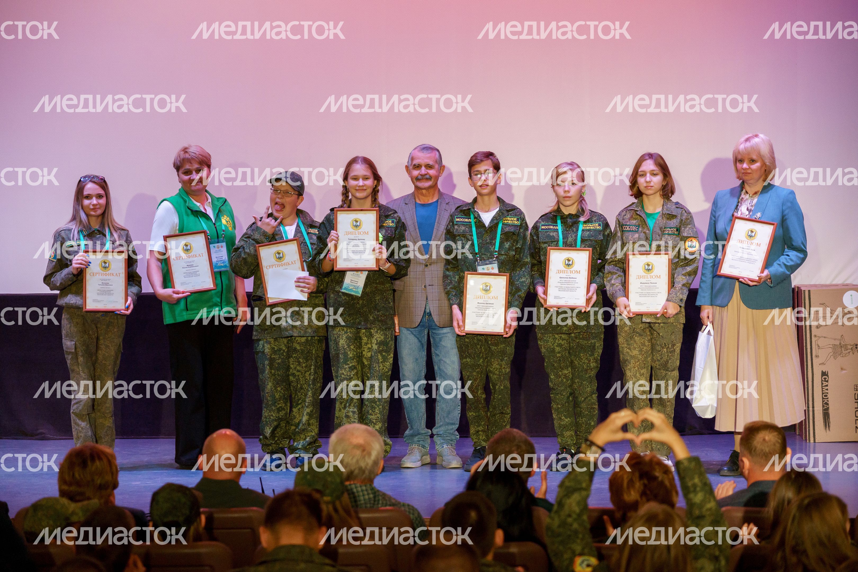 Владимир Шапкин на конкурсе лучших школьных лесничеств Владимир Шапкин на конкурсе лучших школьных лесничеств
