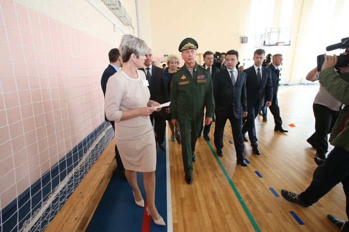 Воробьев принял участи в открытии ЖК для военнослужащих и ознакомился со строительством транспортных развязок в Балашихе