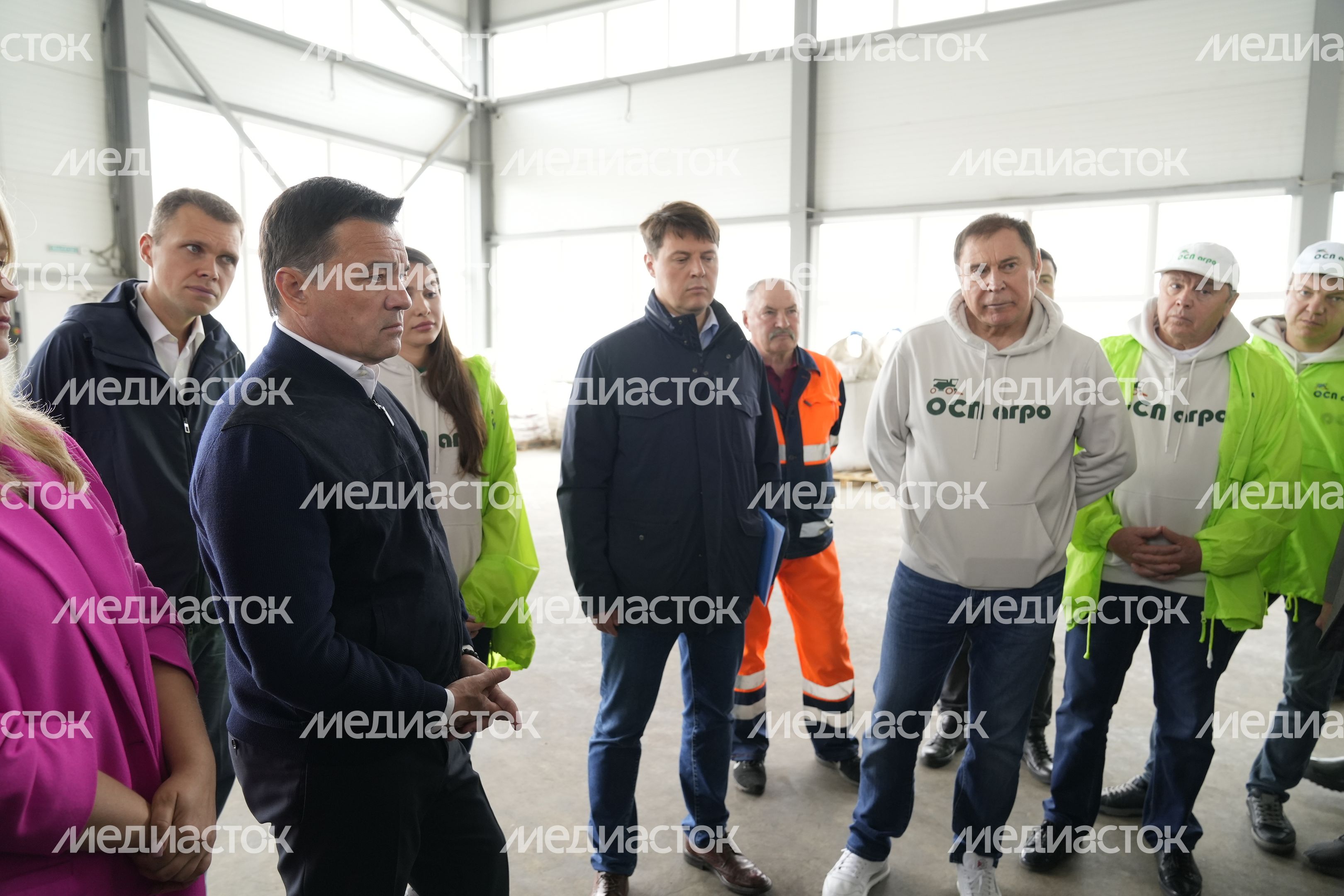 Открытие Губернатором Подмосковья комбикормового завода в Озерах Открытие Губернатором Подмосковья комбикормового завода в Озерах