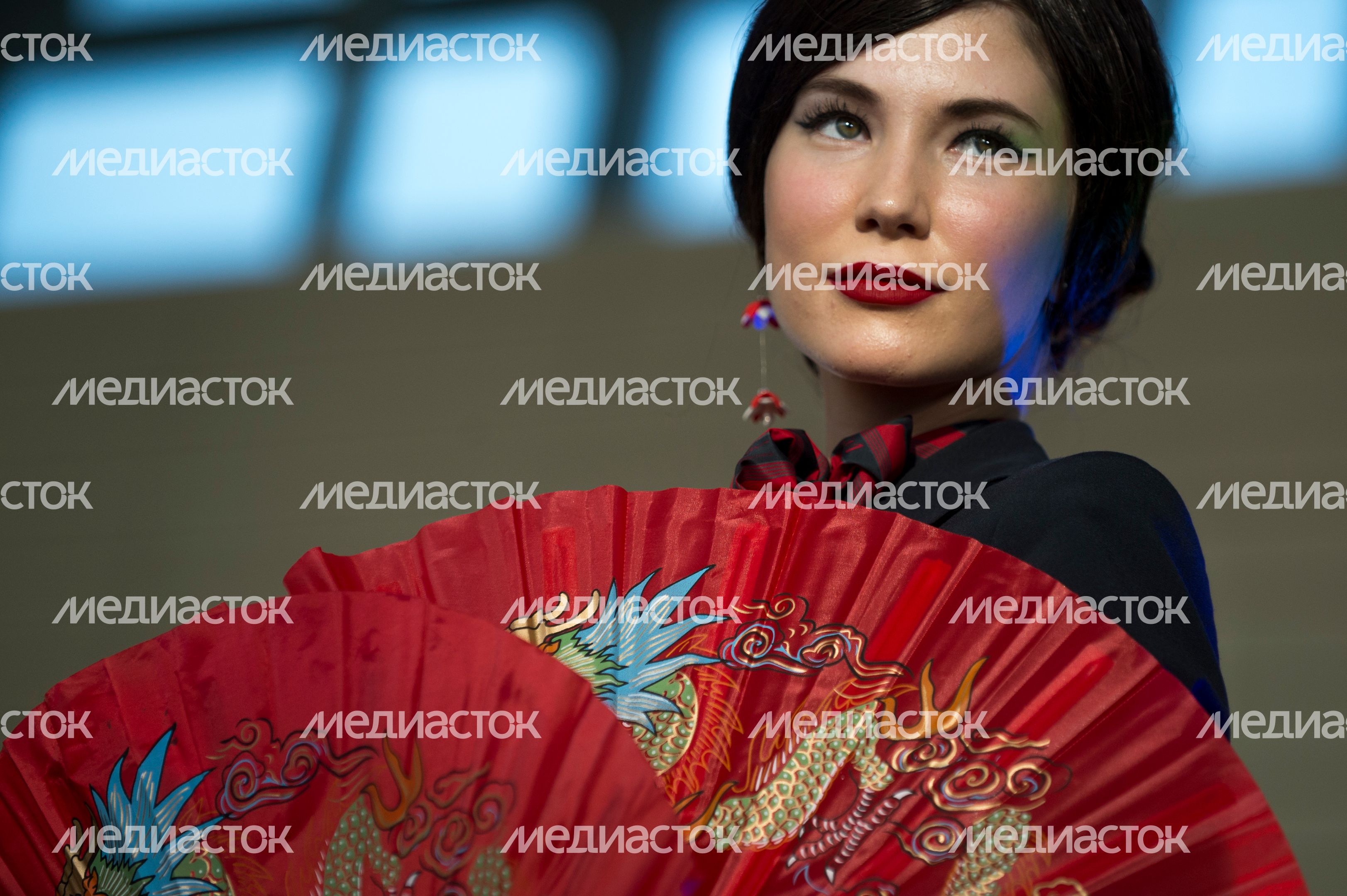 Показ авиационной моды в аэропорту «Домодедово»