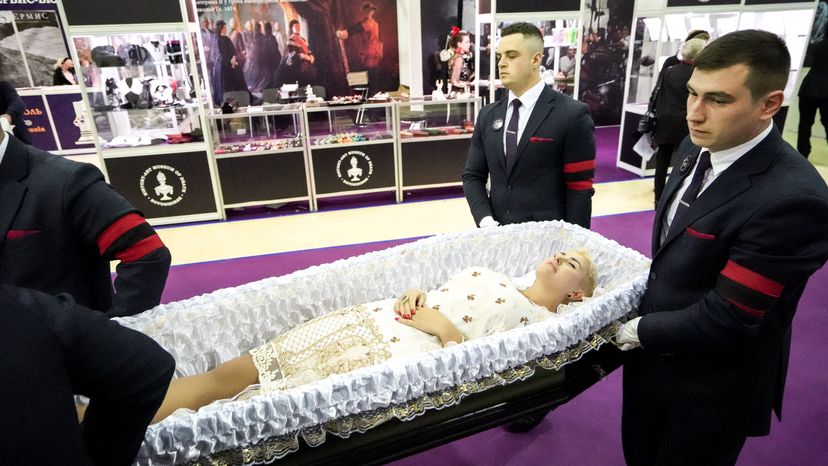 Международная выставка Некрополь-2021