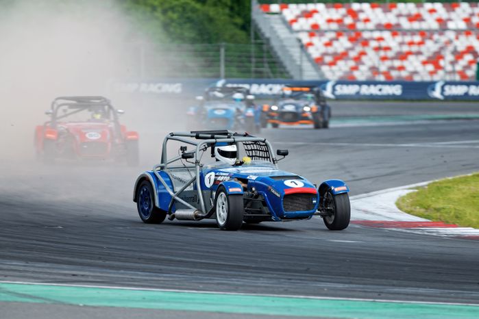 Российская серия кольцевых гонок сезона 2026 года на трассе Moscow Raceway в Волоколамском округе