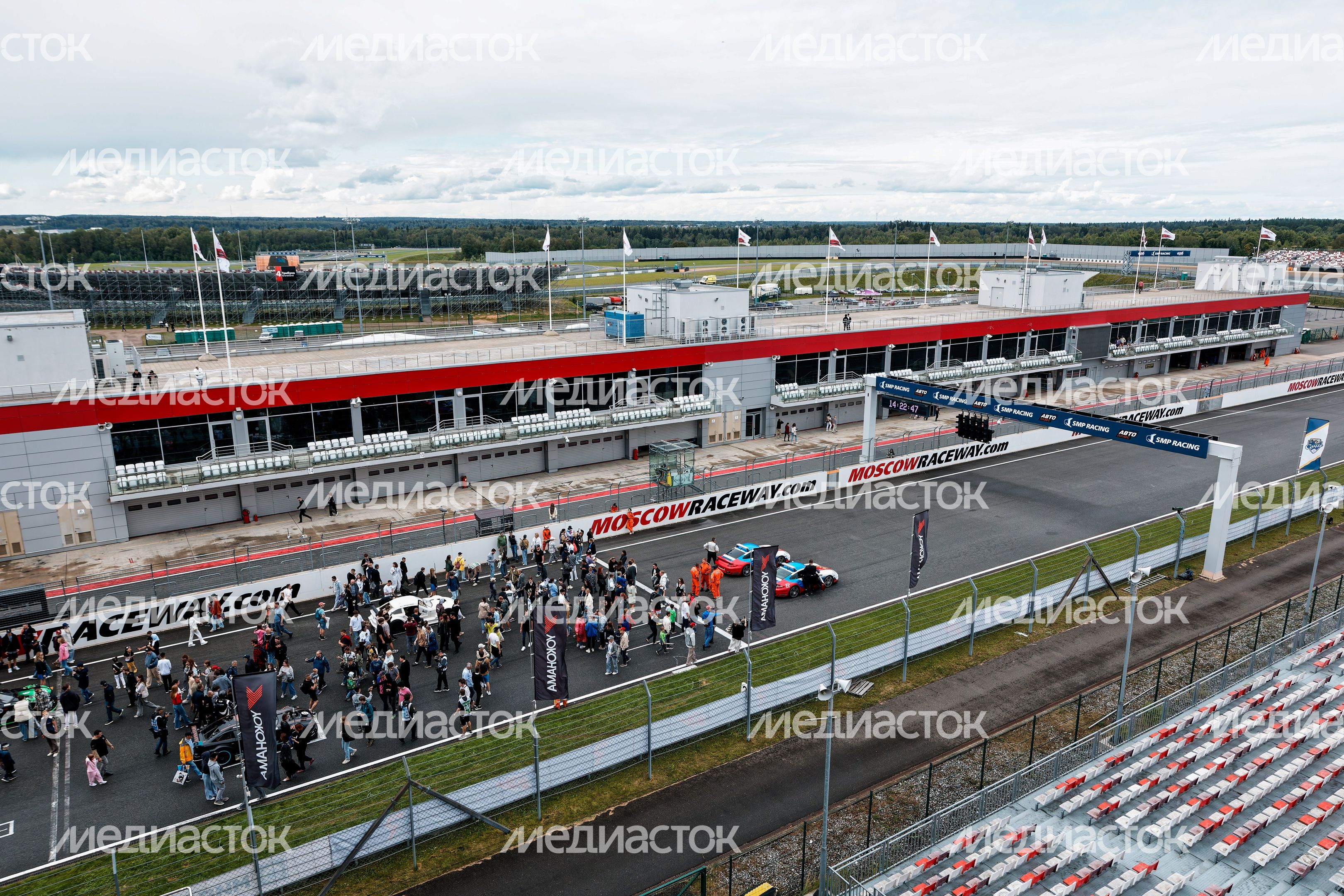 VI этап российской серии кольцевых гонок на автодроме Moscow Raceway