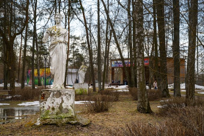 Дрезненский городской парк в Орехово-Зуевском округе. Весна