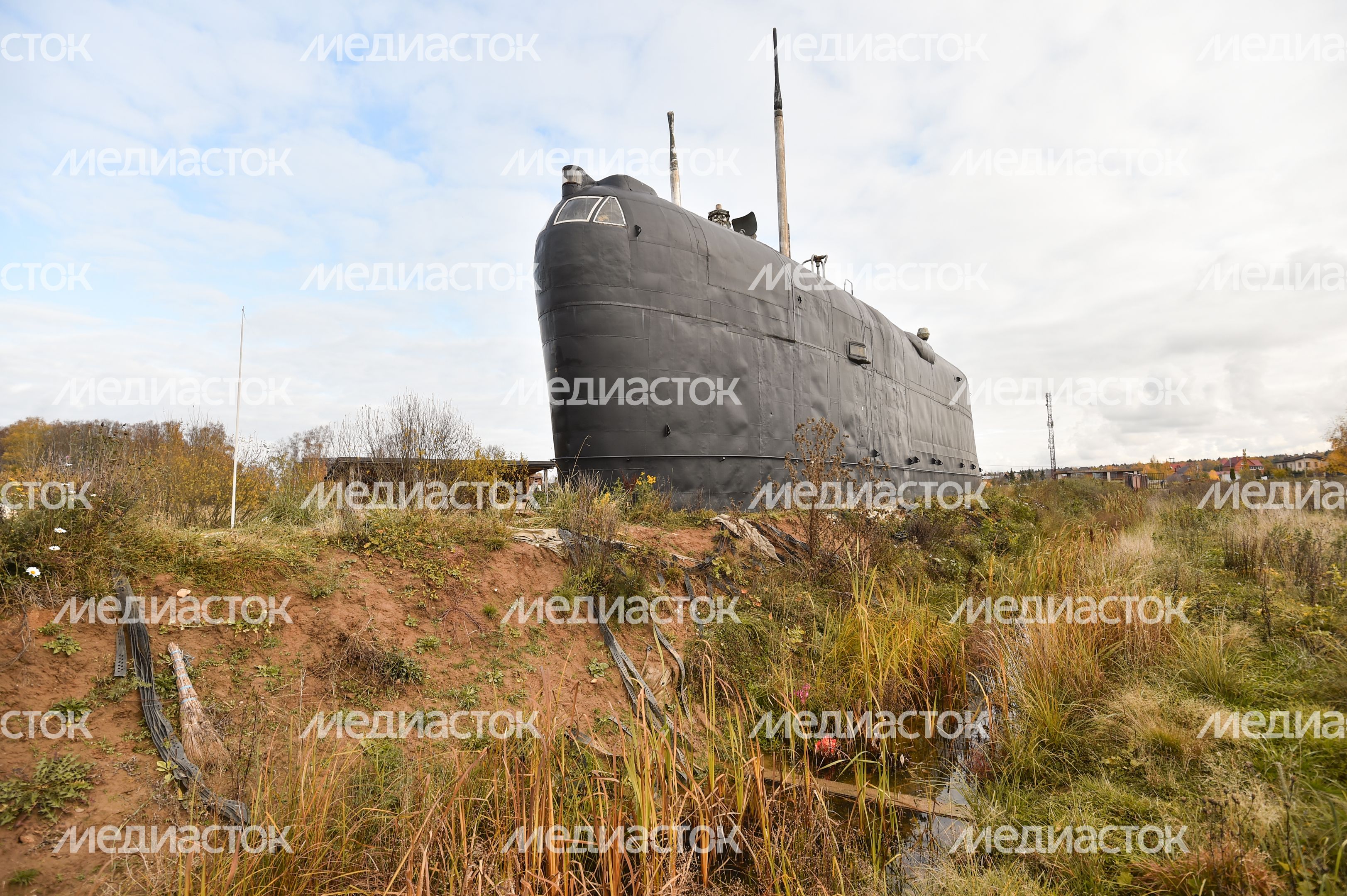 Памятник подводной лодке К-19 и виды села Никульское