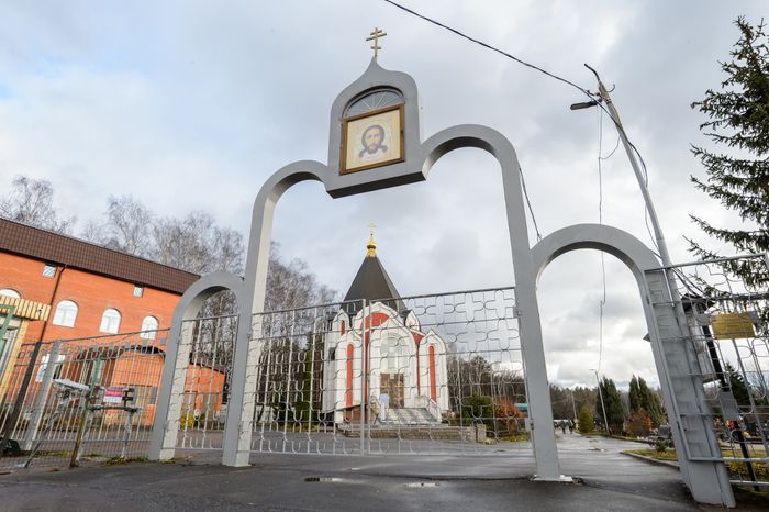 Дзержинский. Храм во имя Сошествия Святого Духа на апостолов