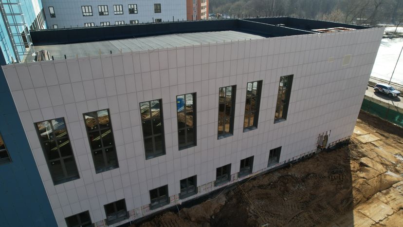 Строительство школы на 1100 мест в ЖК "Новые Островцы"